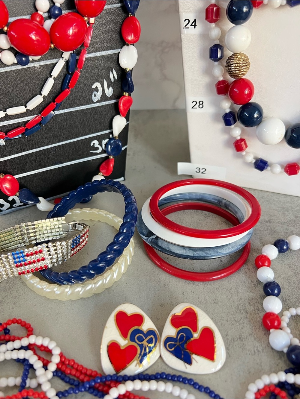Vintage Patriotic Jewelry Lot 30 pieces - Picture 6 of 11